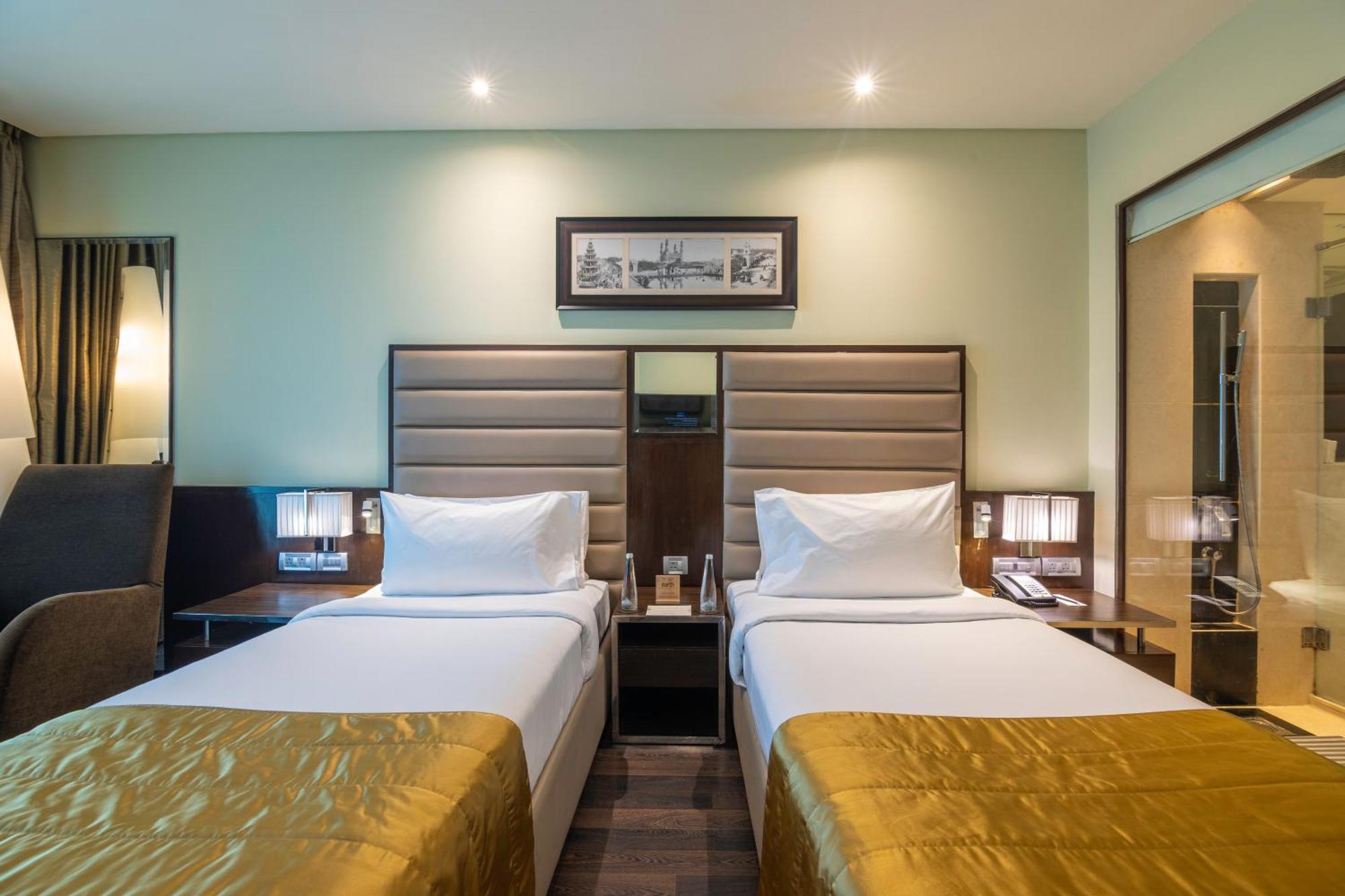 Vivanta Hyderabad, Begumpet Exteriér fotografie Deluxe Room