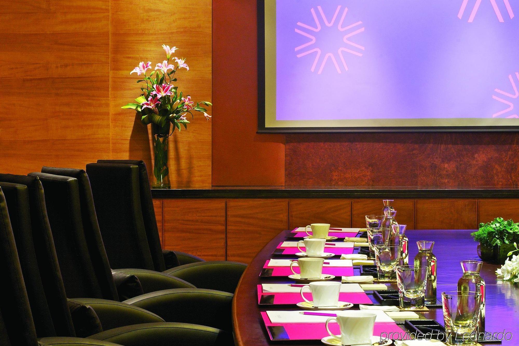Vivanta Hyderabad, Begumpet Zařízení fotografie Meeting room